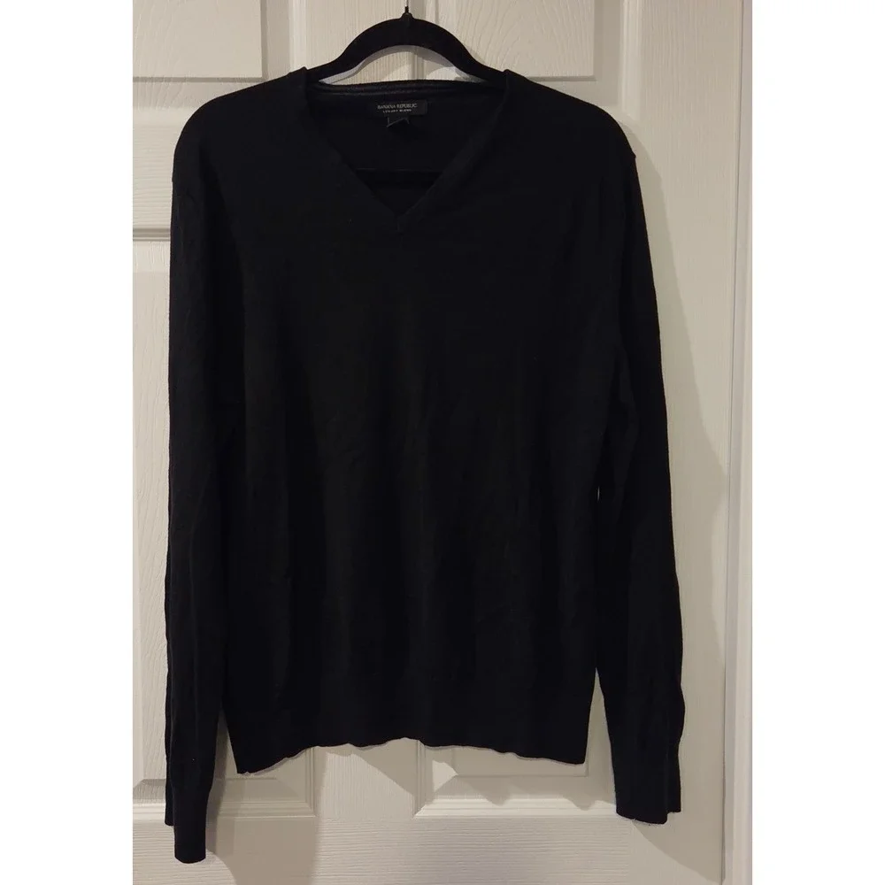Banana Republic Luxury Blend Silk Cashmere V-Neck Sweater Men's Large Black